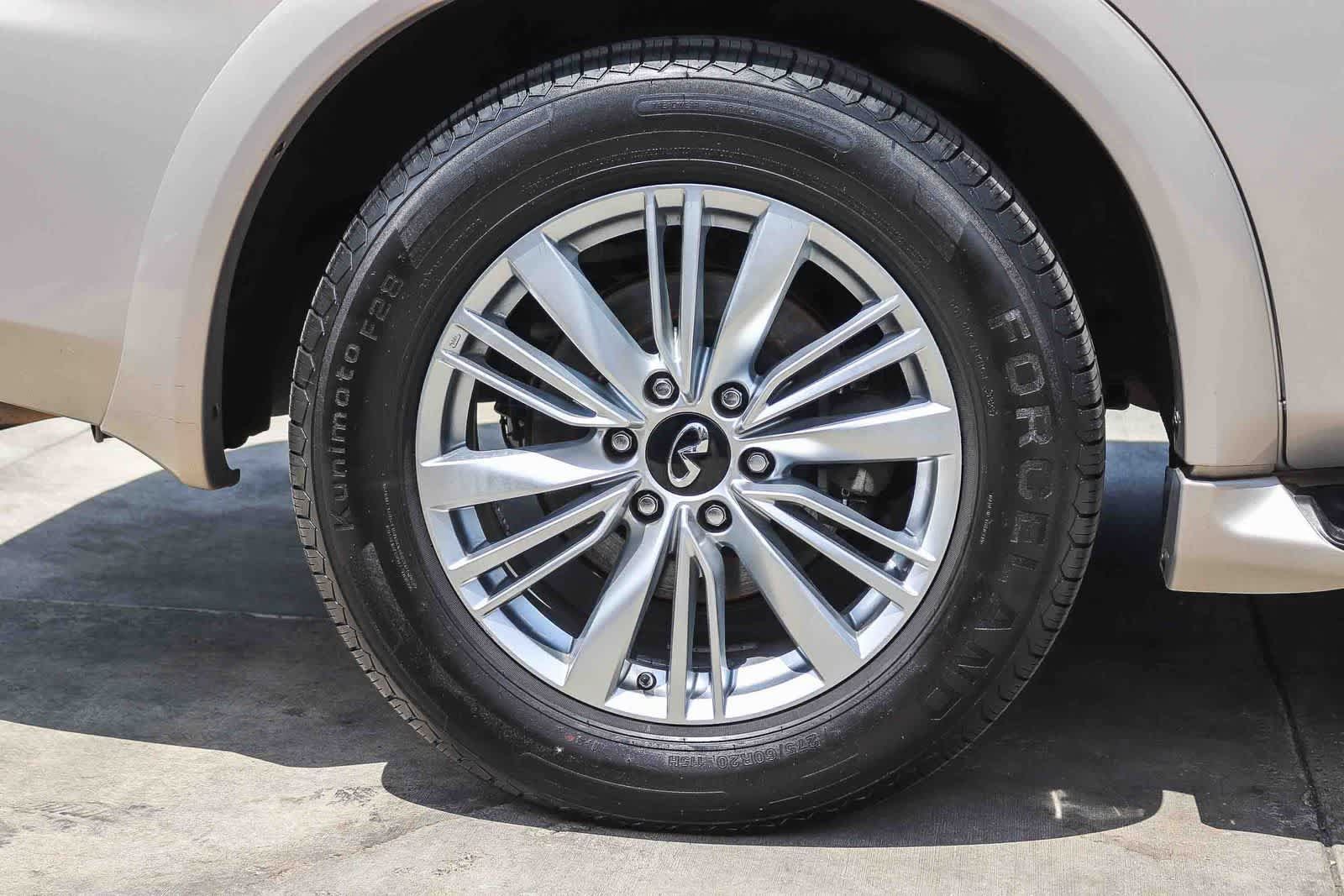 Used 2019 INFINITI QX80 Luxe RWD image 8