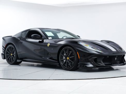 Certified 2022 Ferrari 812 Competizione RWD image 10
