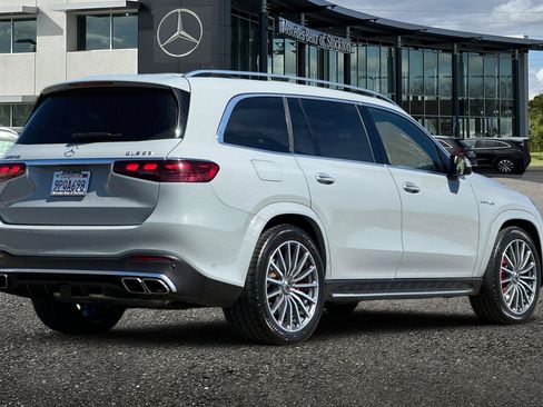 Used 2025 Mercedes-Benz GLS 63 AMG 4MATIC image 4