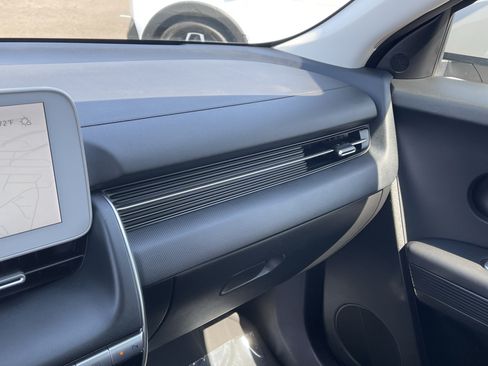 Certified 2024 Hyundai Ioniq 5 SE RWD image 25