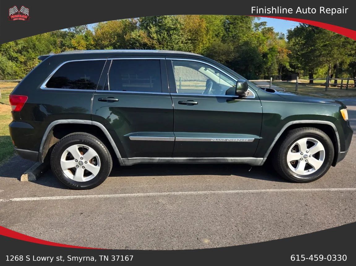 Used 2011 Jeep Grand Cherokee Laredo RWD image 7