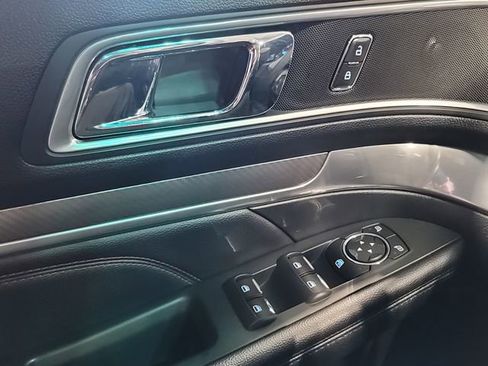 Used 2016 Ford Explorer Sport AWD/4WD image 20