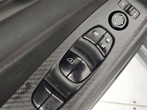 Used 2022 Nissan Altima 2.5 S image 17