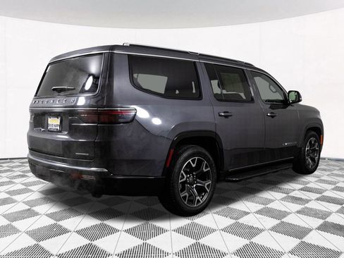 Used 2024 Jeep Wagoneer Series III AWD/4WD image 14