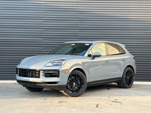 Certified 2026 Porsche Cayenne AWD/4WD image 1