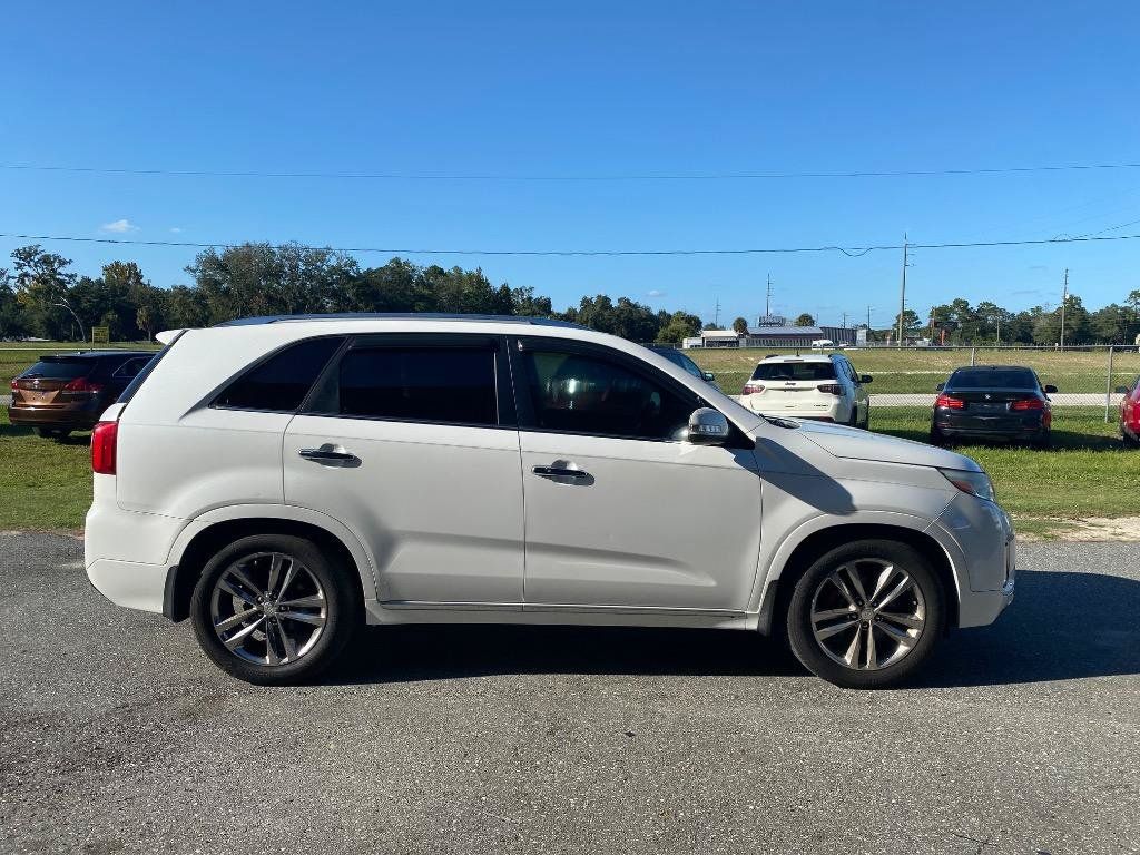 Used 2014 Kia Sorento SX FWD image 3
