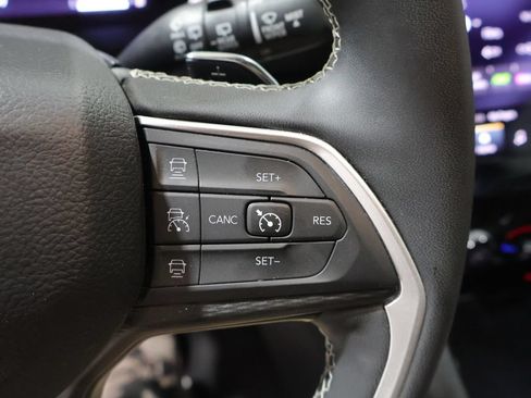 Certified 2024 Jeep Grand Cherokee Laredo X w/ Luxury Tech Group I AWD/4WD image 36