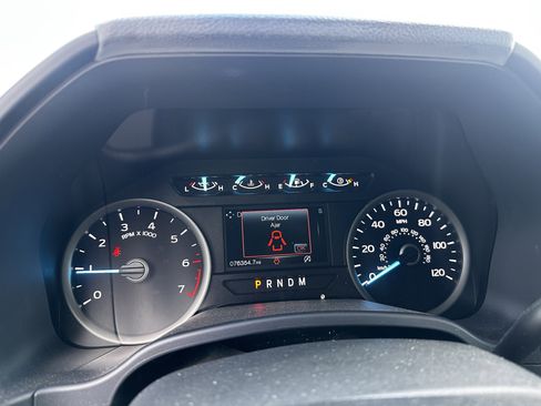 Used 2019 Ford F150 XLT w/ Equipment Group 302A Luxury AWD/4WD image 6