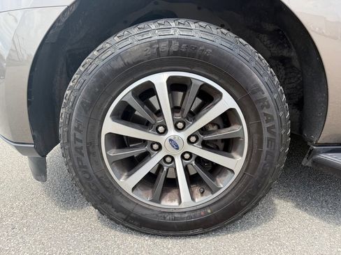 Used 2018 Ford Expedition XLT AWD/4WD image 8