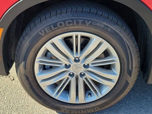 Used 2024 Mitsubishi Outlander ES image 10