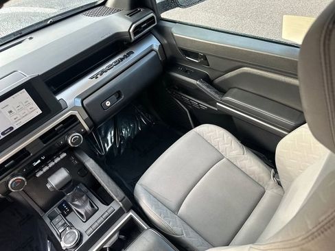 Used 2024 Toyota Tacoma SR5 image 19