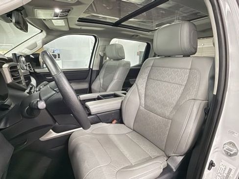 Used 2024 Toyota Tundra Limited image 17
