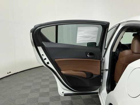 Used 2019 Acura ILX FWD image 24