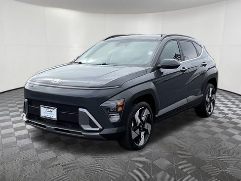 Used 2024 Hyundai Kona Limited image 3