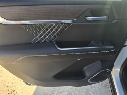 New 2026 GMC Acadia Denali image 12