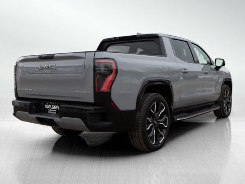 Used 2024 GMC Sierra EV Denali AWD/4WD image 5