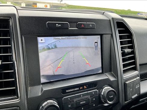 Used 2018 Ford F150 XLT w/ Equipment Group 302A Luxury AWD/4WD image 16