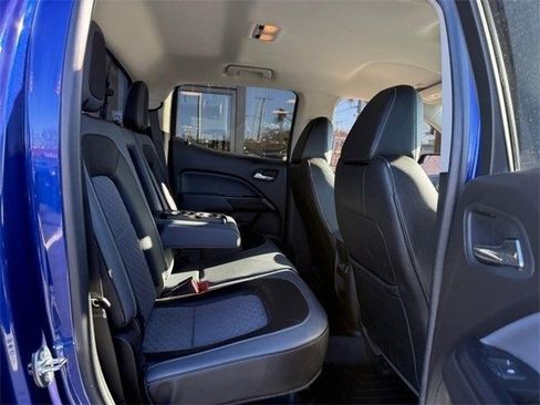 Used 2017 Chevrolet Colorado Z71 image 10