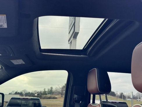 Used 2024 GMC Sierra 2500 Denali Ultimate image 29