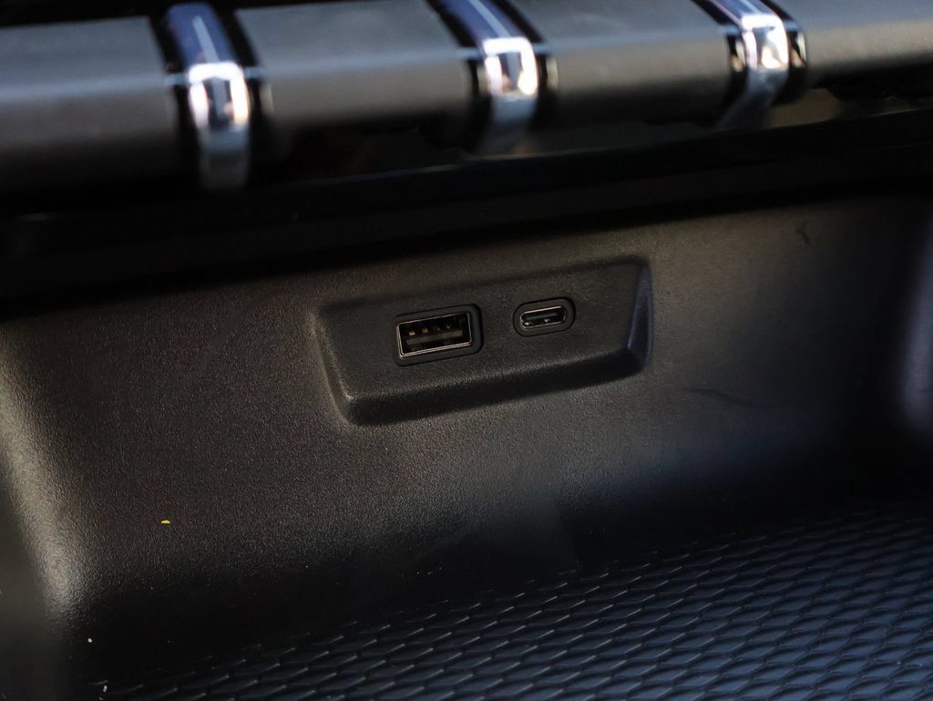 New 2027 GMC Terrain Elevation AWD/4WD image 30