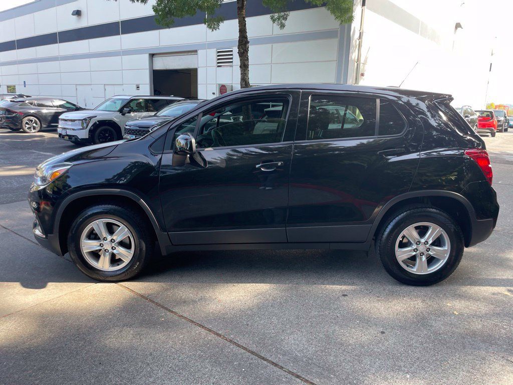Used 2018 Chevrolet Trax LS AWD/4WD image 6