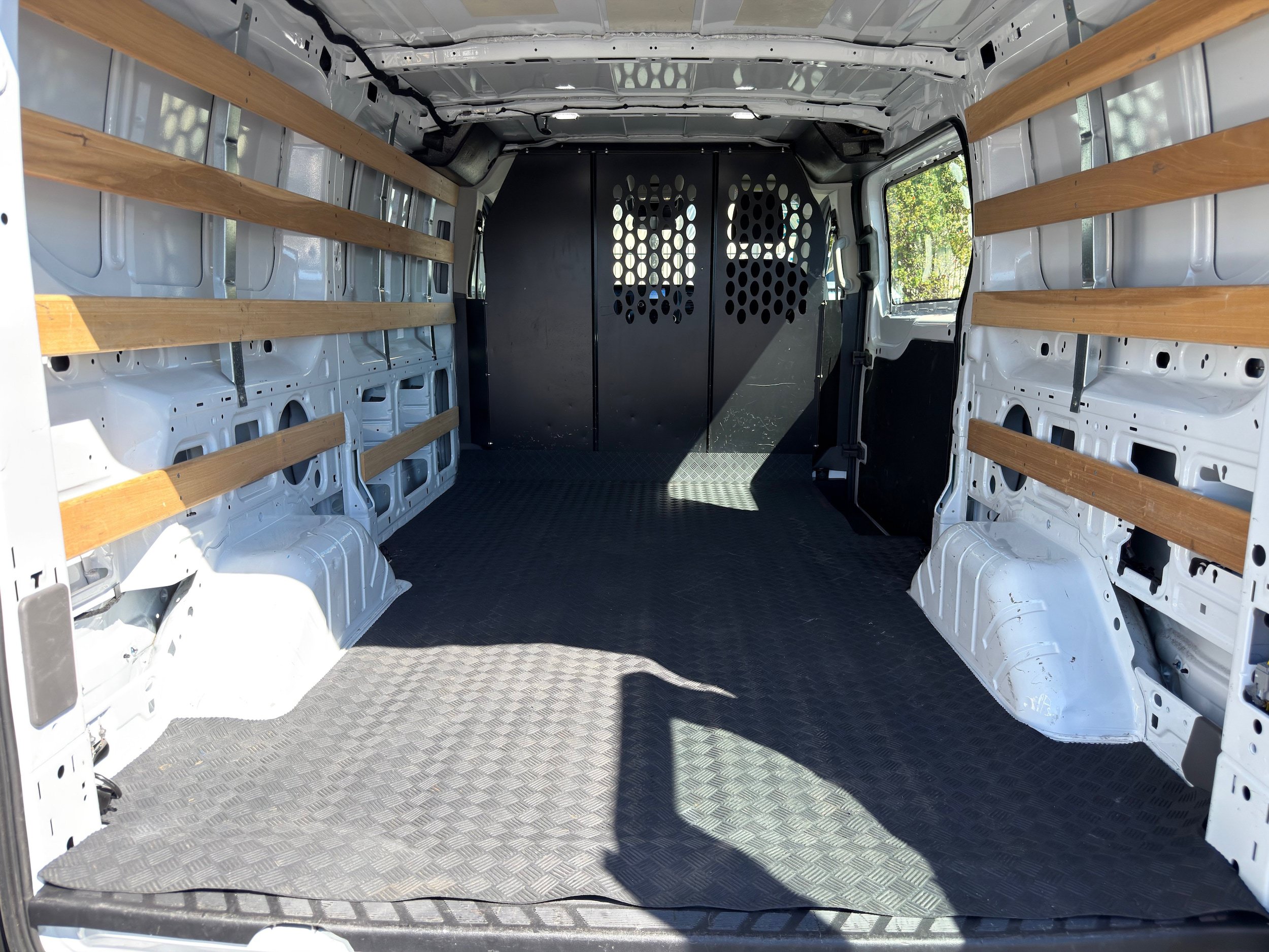 Used 2025 Ford Transit 250 Low Roof w/ Exterior Upgrade Package RWD image 18