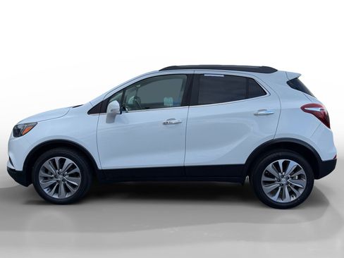 Used 2018 Buick Encore Preferred image 2