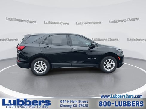 Used 2024 Chevrolet Equinox LS w/ LS Convenience Package FWD image 9