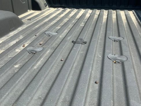 Used 2022 GMC Sierra 2500 SLT w/ SLT Premium Package image 23