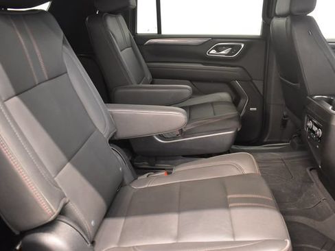 Used 2023 Chevrolet Suburban RST w/ Luxury Package AWD/4WD image 17