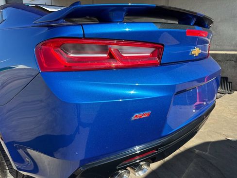 Used 2017 Chevrolet Camaro SS RWD image 37