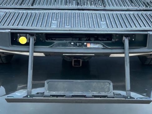 Used 2015 Ford F150 XLT w/ Equipment Group 302A Luxury image 19