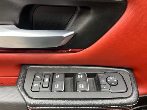 Used 2025 RAM 1500 Rebel w/ Rebel Level 1 Equipment Group AWD/4WD image 9