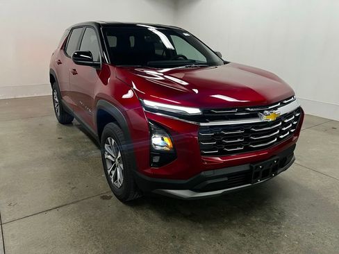 New 2026 Chevrolet Equinox LT image 1