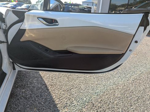 Used 2025 MAZDA MX-5 Miata Grand Touring image 29