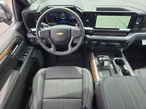 New 2026 Chevrolet Silverado 1500 High Country AWD/4WD image 8