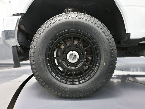 Used 2022 Ford F250 XL w/ Power Equipment Group AWD/4WD image 17