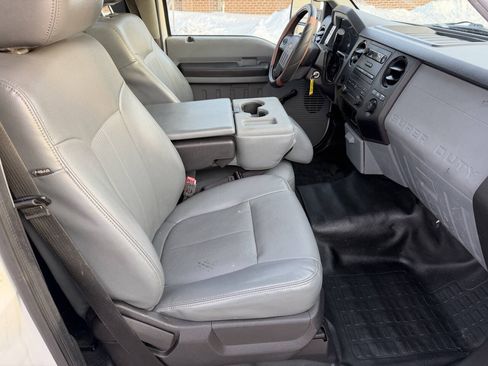 Used 2013 Ford F250 XL RWD image 23