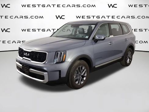 Certified 2024 Kia Telluride LX FWD image 1