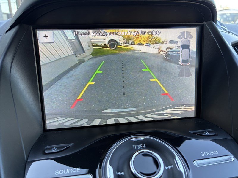 Used 2019 Ford Escape Titanium AWD/4WD image 10