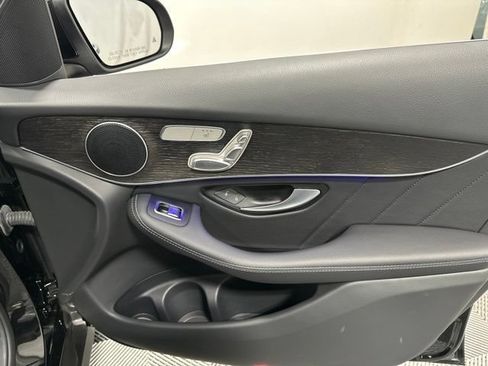 Used 2022 Mercedes-Benz GLC 300 4MATIC image 30