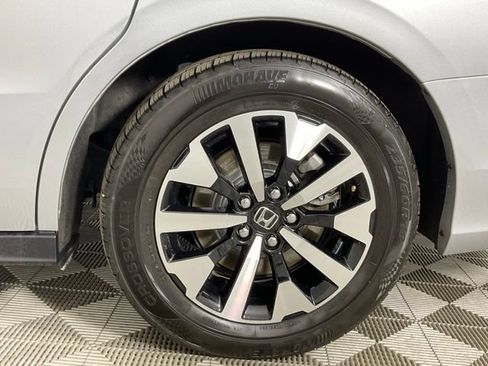Used 2025 Honda Odyssey EX-L image 9