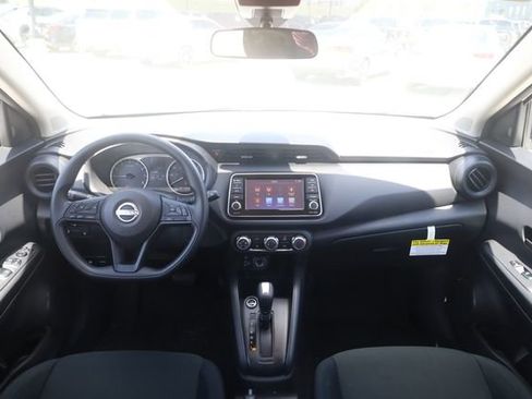 Certified 2025 Nissan Kicks Play S FWD image 10