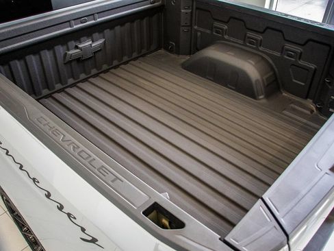 New 2025 Chevrolet Silverado 1500 RST w/ Convenience Package II AWD/4WD image 11