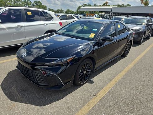 Used 2025 Toyota Camry LE FWD image 12