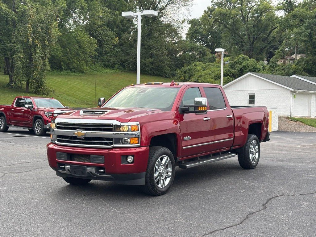 Used 2019 Chevrolet Silverado 2500 High Country w/ Duramax Plus Package AWD/4WD image 7