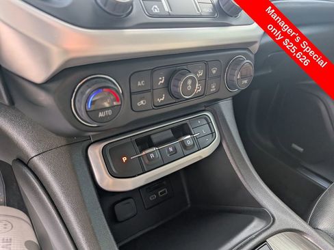 Used 2023 GMC Acadia SLT AWD/4WD image 21