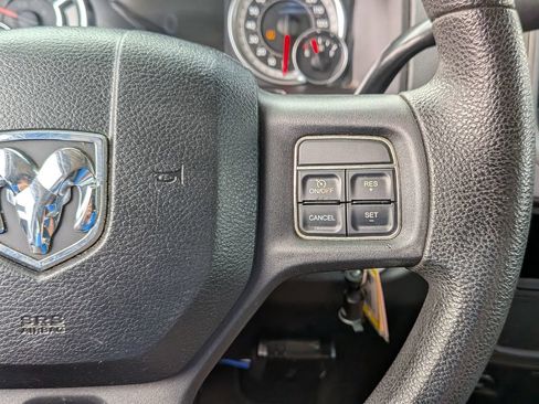 Used 2013 RAM 1500 Express RWD image 17