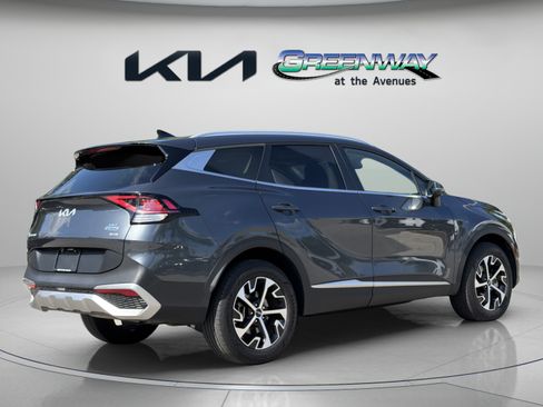 Used 2023 Kia Sportage EX AWD/4WD image 6