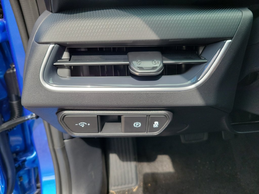 New 2026 Kia K4 GT-Line FWD image 26